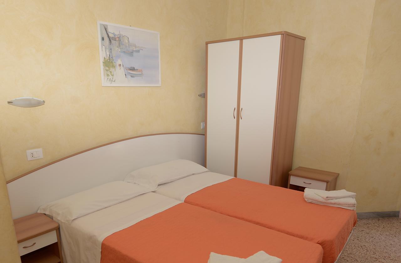 Hotel Naica Rimini Exterior photo